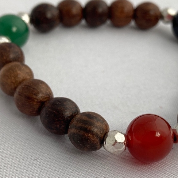 SANDALWOOD Aventurine Carnelian and Onyx Stretch Beaded Bracelet - Picture 2 of 10
